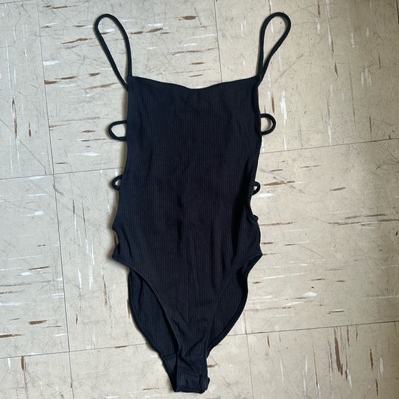 Off black Urban Outfitters black bodysuit - Picture 1 of 2